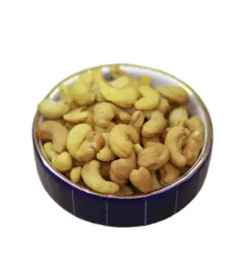 بادام هندی زعفرانی درشت با طعم عالی و مناسب برای آجیل و دسر.